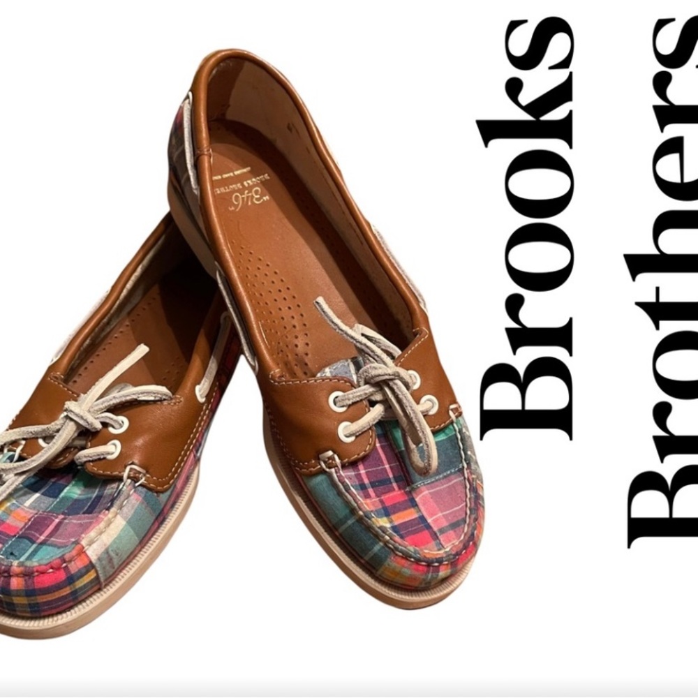 8.5 M Women's Brook's Brother's "346" shoes. Genuine Hand Sewn.